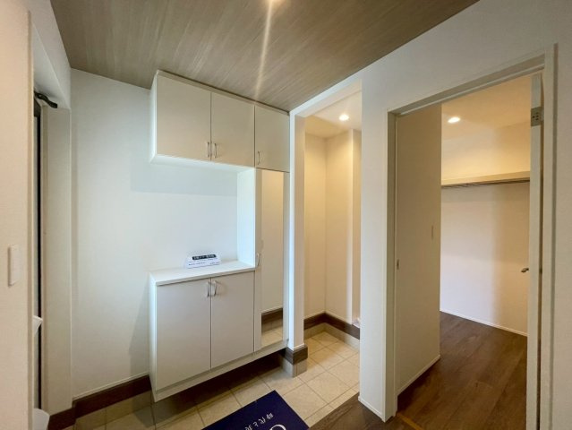 【玄関】 | 前橋市元総社町　2号棟