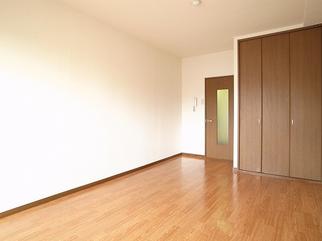 【寝室】 | STROMWESTEN | ゆとりの広さです