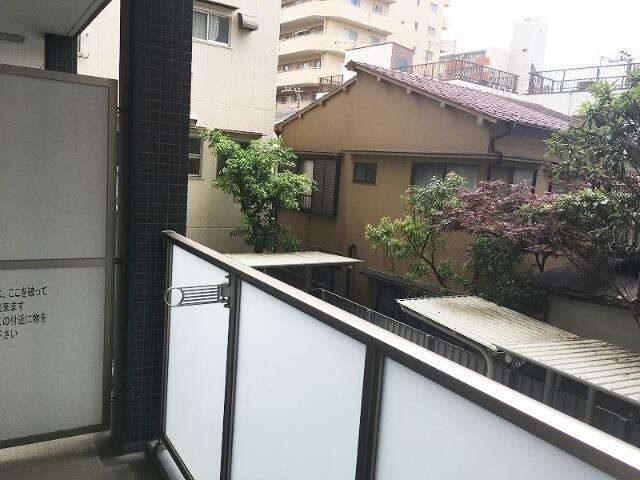 エスティメゾン王子のバルコニー