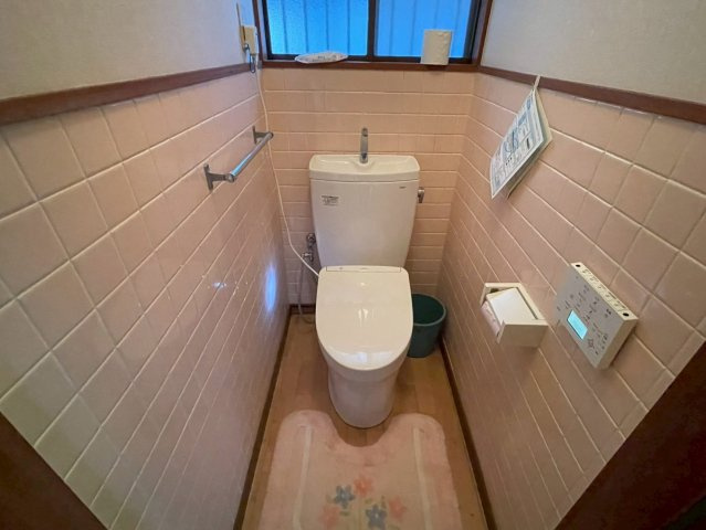 城山2丁目　中古戸建てのトイレ