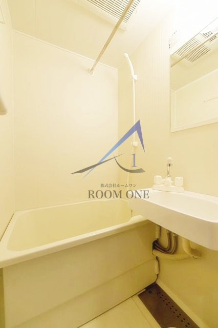 ウィン池袋の浴室|お風呂です。