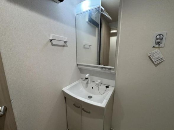 Casa Lucidaの独立洗面台