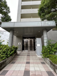 アールエスフラッツのエントランス|エントランスです