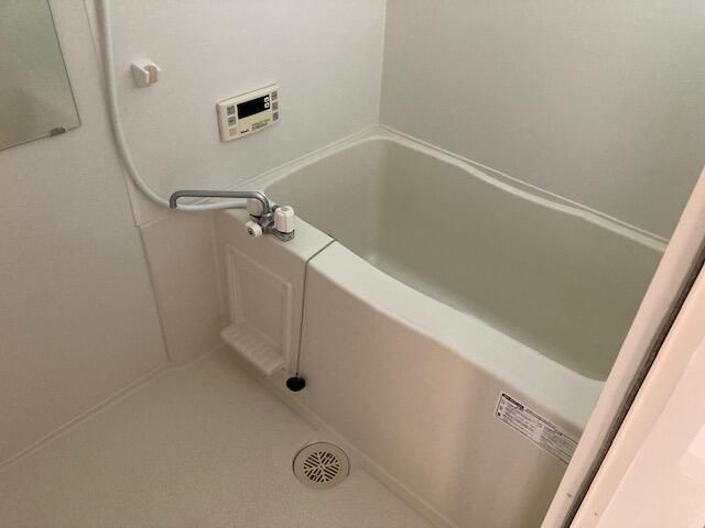 ハピネスの浴室