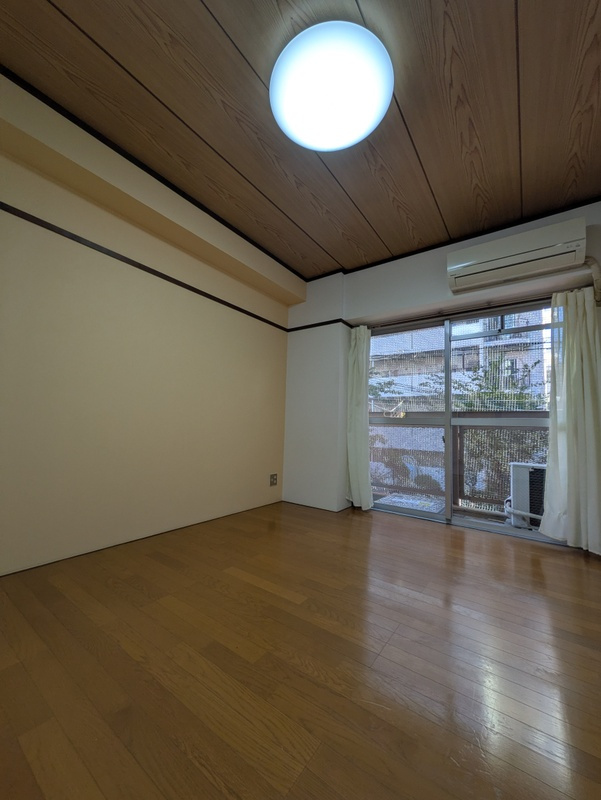 ＳＩハイツ岩屋Ⅰの居間・リビング