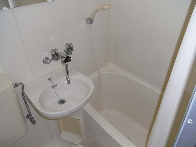 ＳＩハイツ岩屋Ⅰの浴室