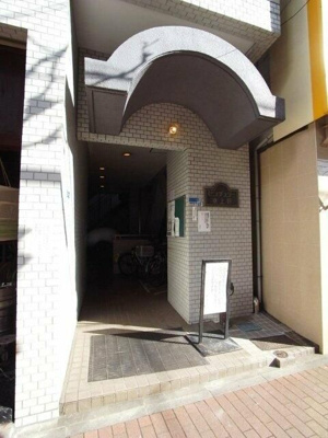 【エントランス】 | センチュリー東上野