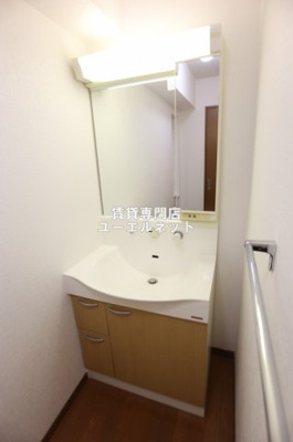 【独立洗面台】 | こはる荘 | 清潔感ある独立洗面台で毎日気持ちよく♪