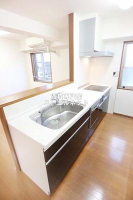 【キッチン】 | こはる荘 | システムキッチンで毎日の料理を楽しく♪