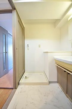 【洗面所】 | カスタリア新宿七丁目 | 使いやすい洗面所です