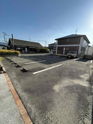 【駐車場】 | メゾンセレナ | 【メゾンセレナ】駐車場
