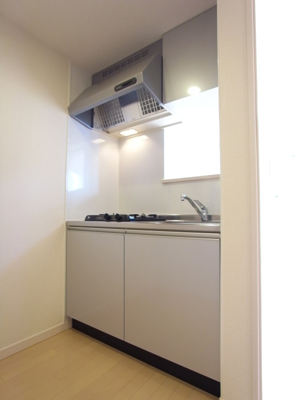 リブリ・プランドール幕張のキッチン|きれいなキッチンです