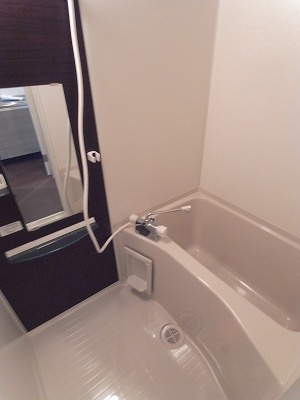 リブリ・新千葉の浴室|きれいなお風呂です