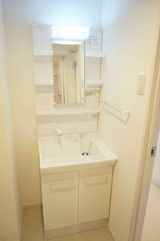 リブリ・シトロンの独立洗面台|使いやすい洗面所です