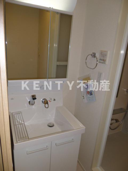 【洗面所】 | ＴＫＢａｓｅ　ティーケーベース | スペースが確保できる洗面所です