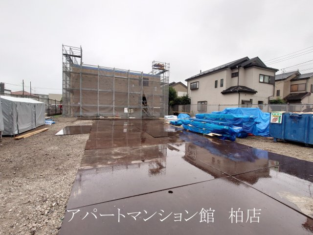 モーヴソレイユの駐車場