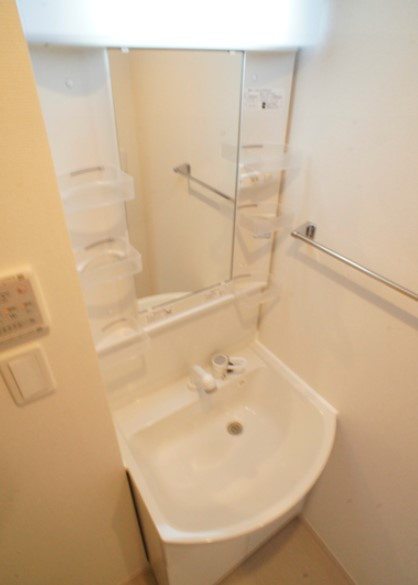 リブリ・フェリスの洗面所|別部屋参照