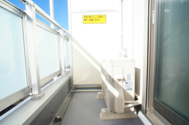 リブリ・フェリスのバルコニー|別部屋参照