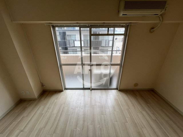 本庄アーバンハウスの居間・リビング|本庄アーバンハウス　洋室