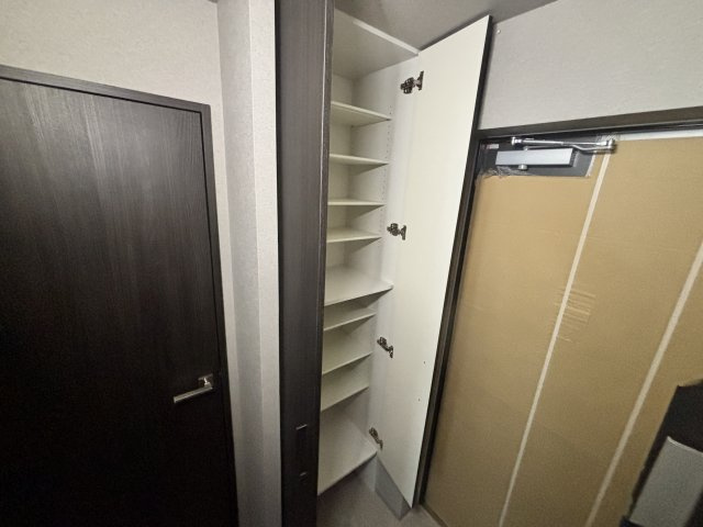 SDグランツ三宮イーストフロントの玄関