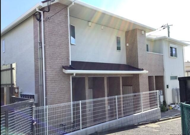 レフィナード小竹の外観