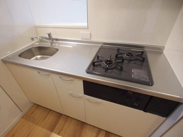 レフィナード小竹のキッチン