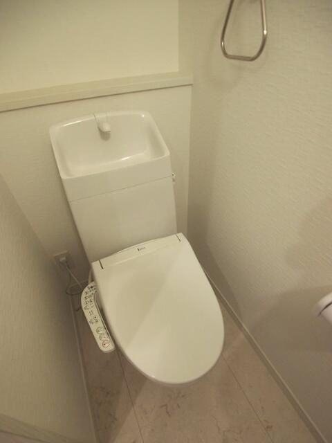 レフィナード小竹のトイレ