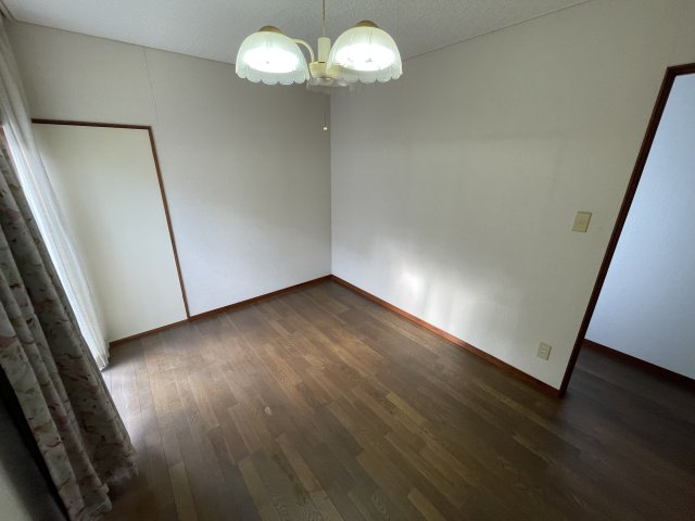 大網白里市柳橋1065中古戸建ての洋室
