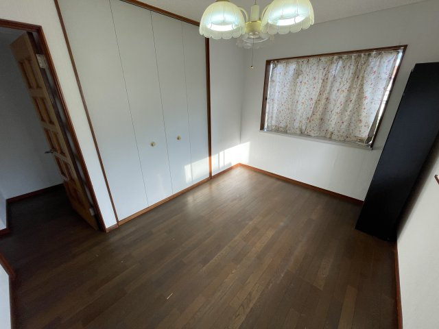 大網白里市柳橋1065中古戸建ての洋室