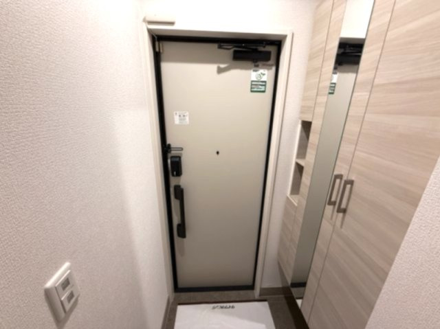 Euphoria籠池通の玄関