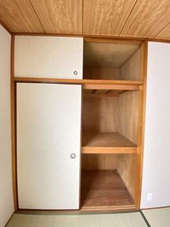 【収納】 | 2F和室6帖　押入収納天袋付きです！