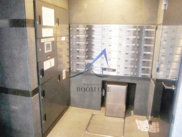 ルーブル錦糸町弐番館のその他共用部分|集合ポストです。