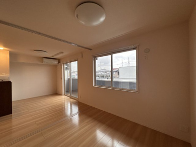 【洋室】 | グレイススクエア