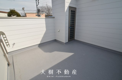 【バルコニー】 | 綾瀬市深谷上5丁目 新築戸建て 全3棟【仲介手数料無料】