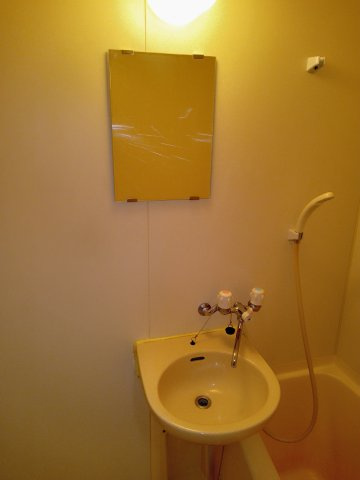 川崎市多摩区三田２丁目の賃貸マンションの洗面所|忙しい朝には欠かせない洗面所です