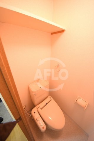 ロイヤルキャッスルのトイレ|ロイヤルキャッスル　温水洗浄便座