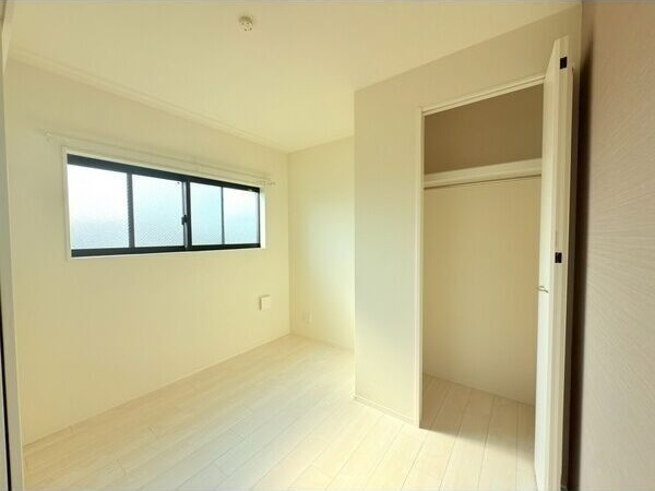 ハーモニーテラス福住町Ⅳ(福住町⑦B)の収納