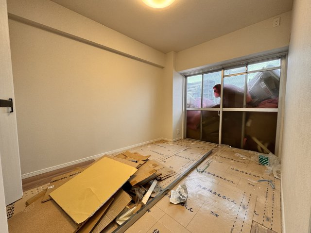 エンゼルハイム青戸第2の洋室|※施工中写真です