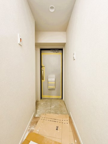 エンゼルハイム青戸第2の玄関|※施工中写真です