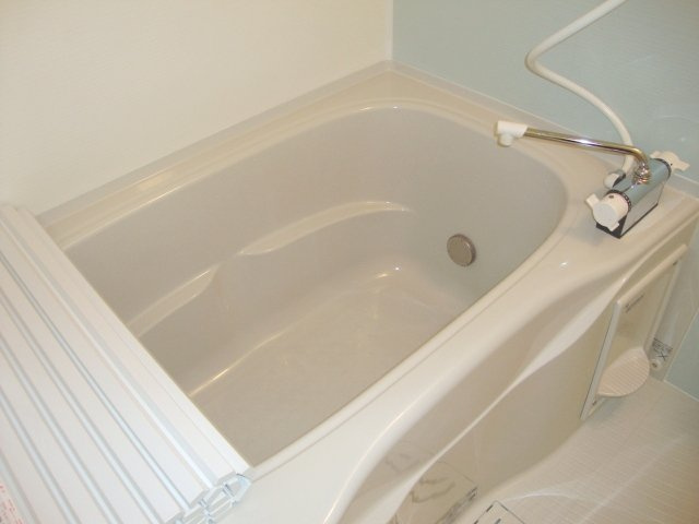 Ｃａｍｅｒａ　Ｆｅｌｉｃｅの浴室|バス