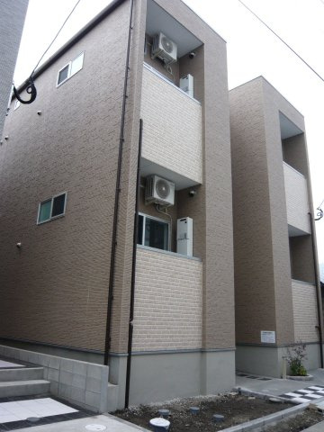 コンフォートハウス博多の外観