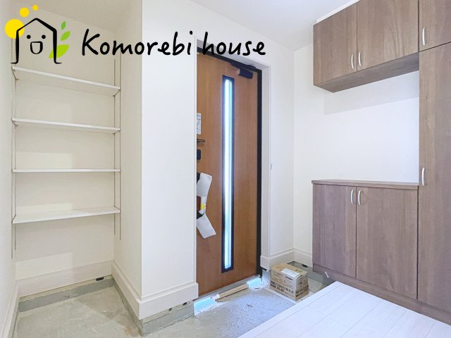 北本市下石戸下　新築一戸建て　リーブルガーデン　01の玄関|毎日通る玄関はこちらです