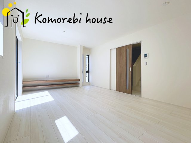 北本市下石戸下　新築一戸建て　リーブルガーデン　01の居間・リビング|使いやすいリビングです
