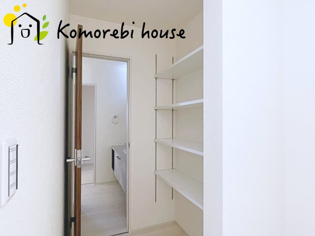 北本市下石戸下　新築一戸建て　リーブルガーデン　01の収納|小物を収納するのに便利です