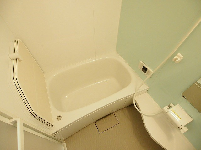 羽田道ソレイユの浴室