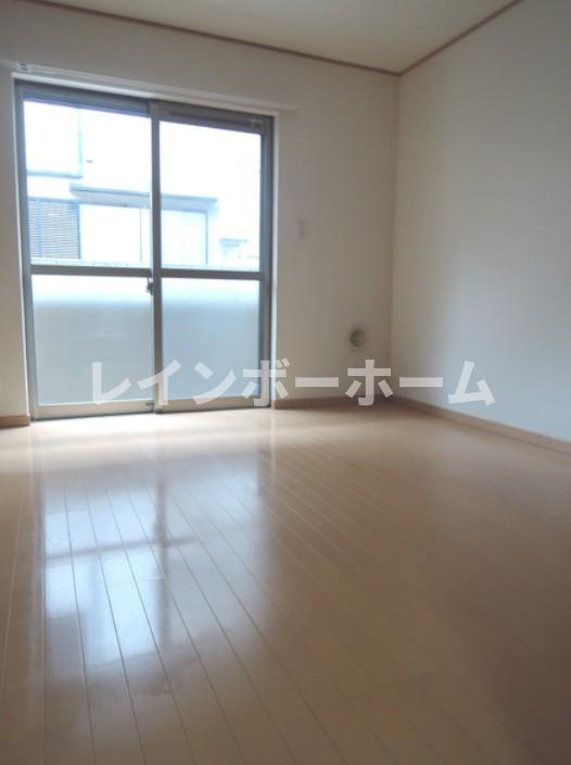 セゾン アムールの居間・リビング