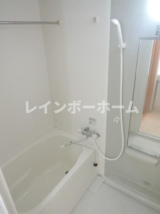 セゾン アムールの浴室