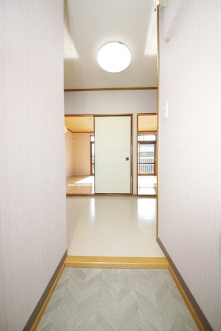 シティハイムサカキバラの玄関