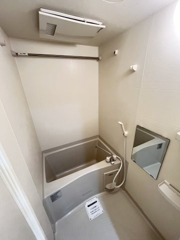 レジュールアッシュ大阪城北の浴室