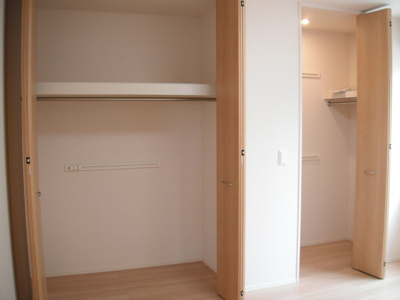 【洋室】 | エル・サーティー | 豊富な収納（洋室）